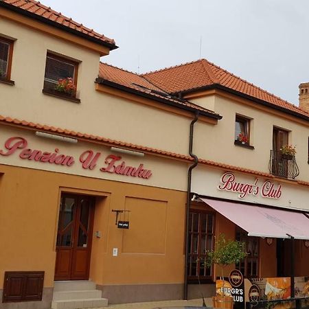 Penzion U Zamku Lednice Exteriör bild