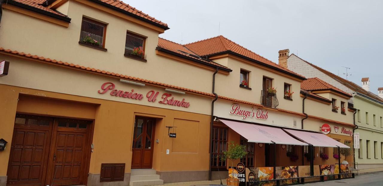 Penzion U Zamku Lednice Exteriör bild
